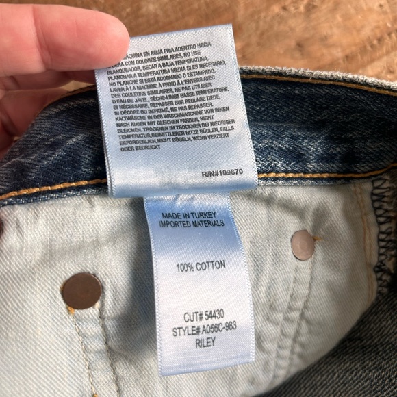 Agolde Riley in Frequency - Picture 9 of 10